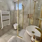 펜션 Beachfront In 54818