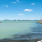 펜션 Beachfront In 54818 Balatonboglár