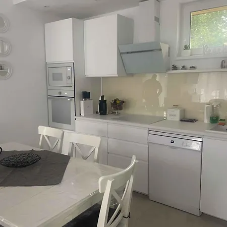 Beachfront In 54818 Semesterbostad *