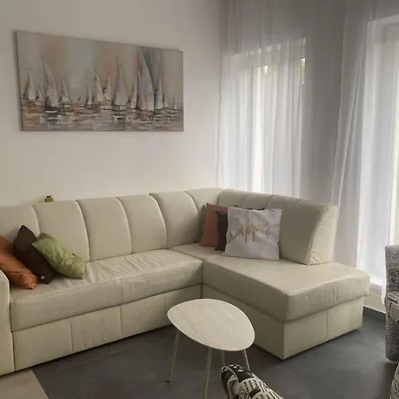 Beachfront In 54818 Ferienhaus *