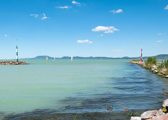 Semesterbostad Beachfront In 54818 Balatonboglár